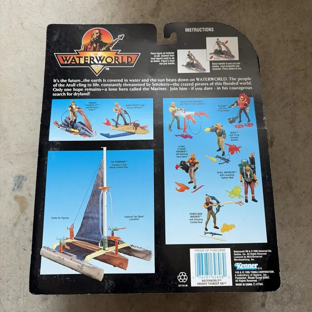 Kenner 1995 Waterworld Action Figure Smoker Thunder Ski NEW